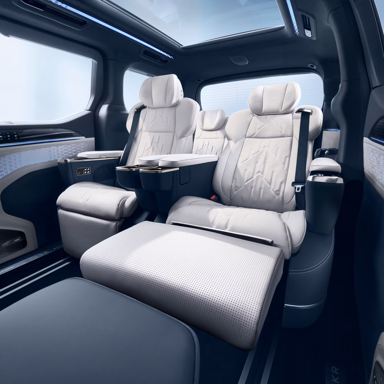 1728888689-rhd-zeekr-009-recliner